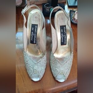 Vintage Stuart Weitzman for Mr. Seymour silver  lace peeptoe slingback heels 6.5